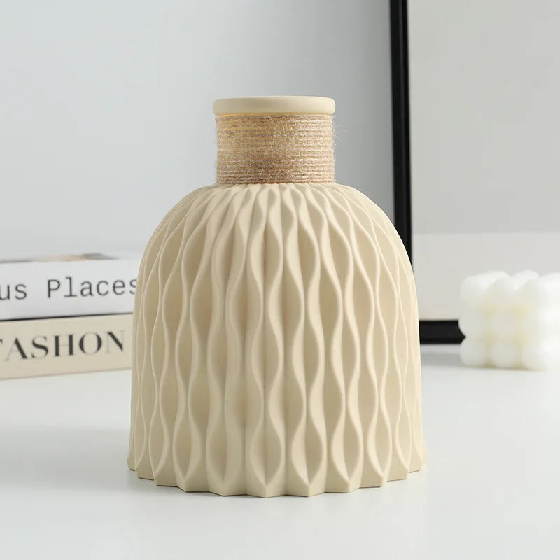 Scandinavian Ripple Flower Vase