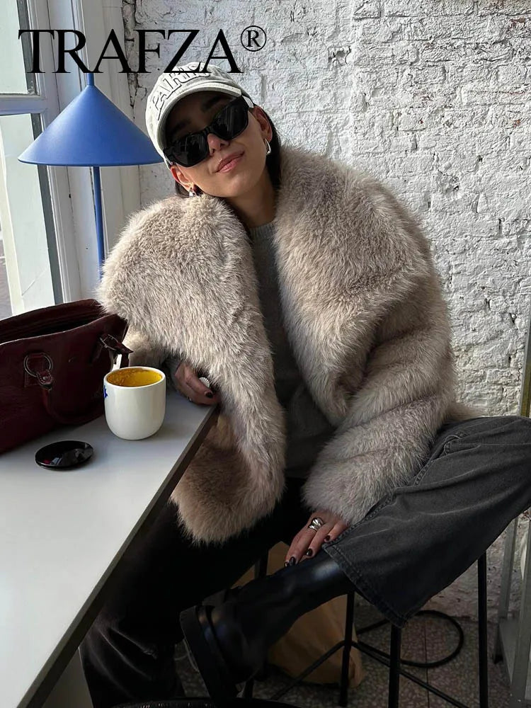 Chic Faux Fur Jacket